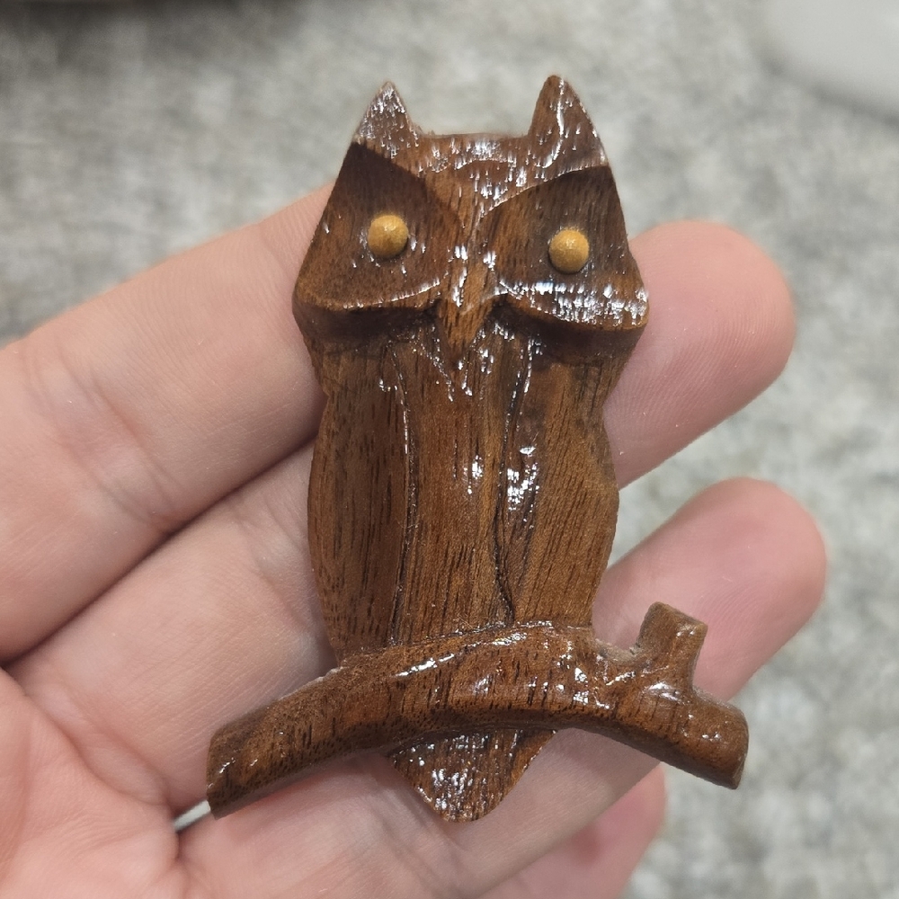FREE with Purchase Vintage Wood OWL